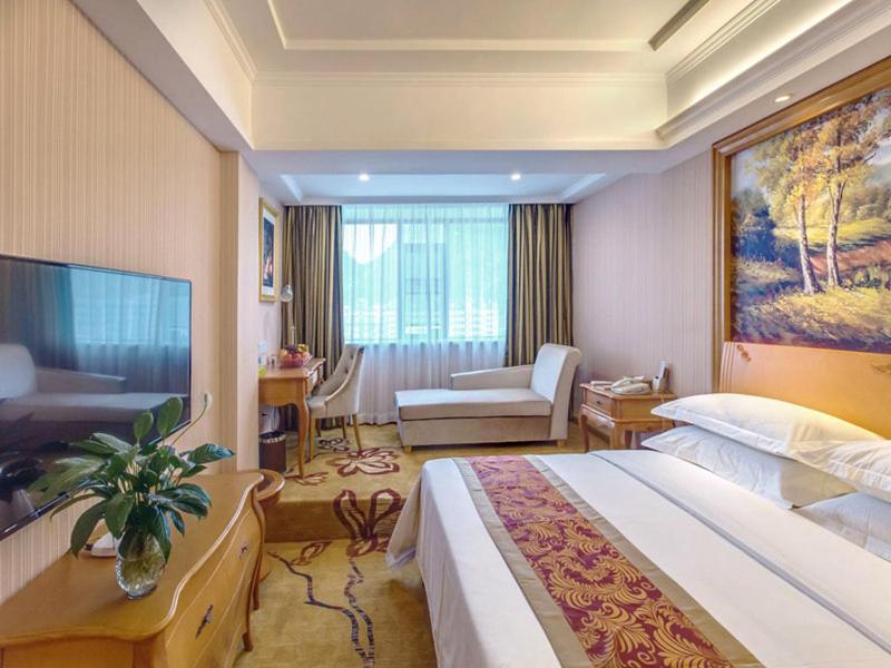 Vienna Hotel Guilin Airport Road Rongshan Exterior foto